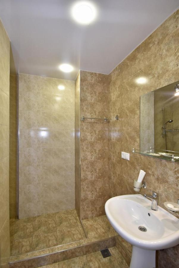 Rent Inn Yerevan On Koghbaci Street Ngoại thất bức ảnh